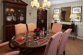 Cheval Thorney Court at Hyde Park