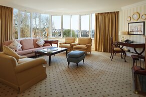 Cheval Thorney Court at Hyde Park