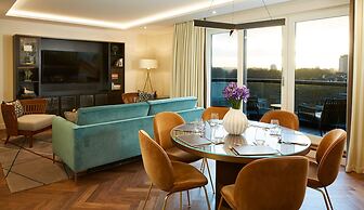 Cheval Gloucester Park at Kensington