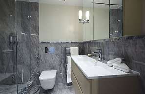 Cheval Gloucester Park at Kensington