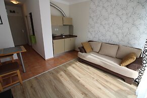 Menada Ravda Apartments