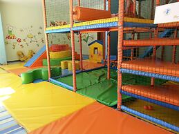 Menada Ravda Apartments