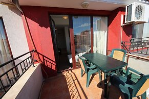 Menada Ravda Apartments