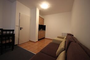 Menada Ravda Apartments