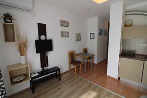 Menada Ravda Apartments