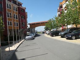 Menada Ravda Apartments