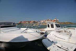 Menada Ravda Apartments