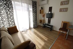 Menada Ravda Apartments