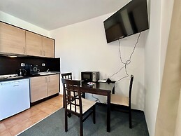 Menada Ravda Apartments