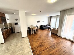 Menada Ravda Apartments