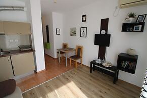 Menada Ravda Apartments