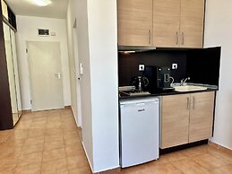 Menada Ravda Apartments
