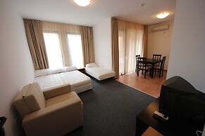 Menada Ravda Apartments