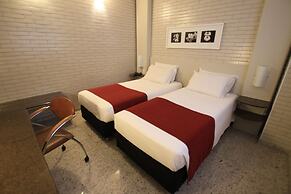 Hotel Confiance Batel