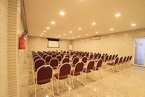 Hotel Confiance Centro Cívico