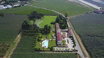 Belvivere Suites