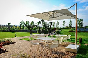 Belvivere Suites