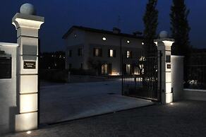 Belvivere Suites