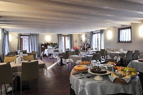 Belvivere Suites