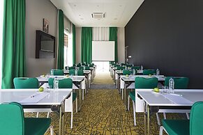 Park Inn by Radisson Hotel & Residence Duqm