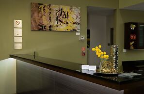 Malana Hotels & Suites