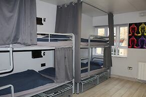 Abbey Court Hostel