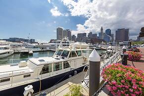 Boston Yacht Haven Inn & Marina