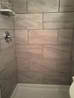 The Piccadilly Motel