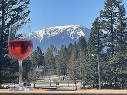 The Piccadilly Motel