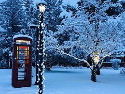 The Piccadilly Motel