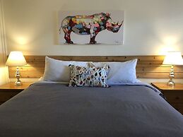 The Piccadilly Motel