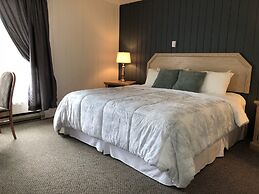 The Piccadilly Motel