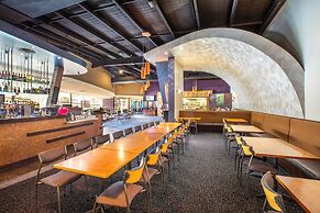 Nightcap at Sandown Park Hotel