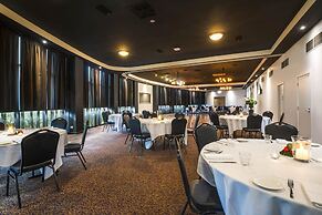 Nightcap at Seaford Hotel