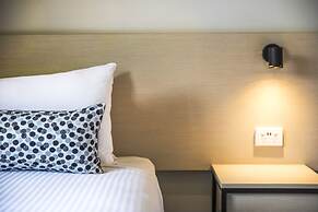 Nightcap at Seaford Hotel