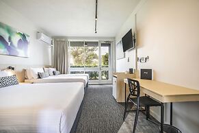 Nightcap at Seaford Hotel