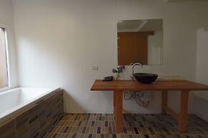 SriLanta Resort and Spa