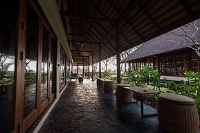 SriLanta Resort and Spa