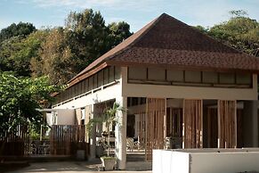 SriLanta Resort and Spa