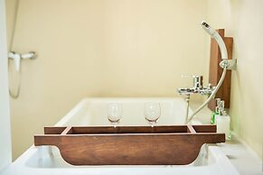 SriLanta Resort and Spa