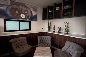 SriLanta Resort and Spa