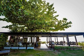 SriLanta Resort and Spa