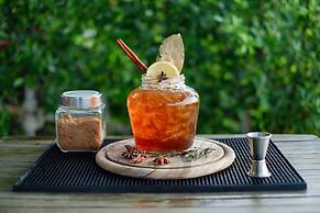 SriLanta Resort and Spa