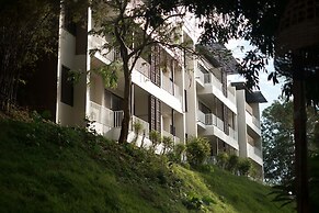 SriLanta Resort and Spa