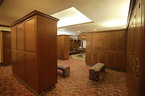 The Suites at Mount Malarayat