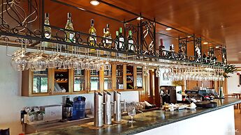 The Suites at Mount Malarayat