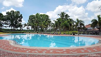 The Suites at Mount Malarayat