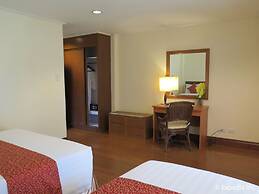 The Suites at Mount Malarayat