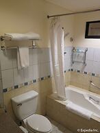 The Suites at Mount Malarayat