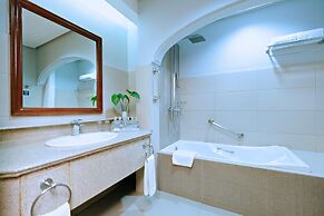 The Suites at Mount Malarayat